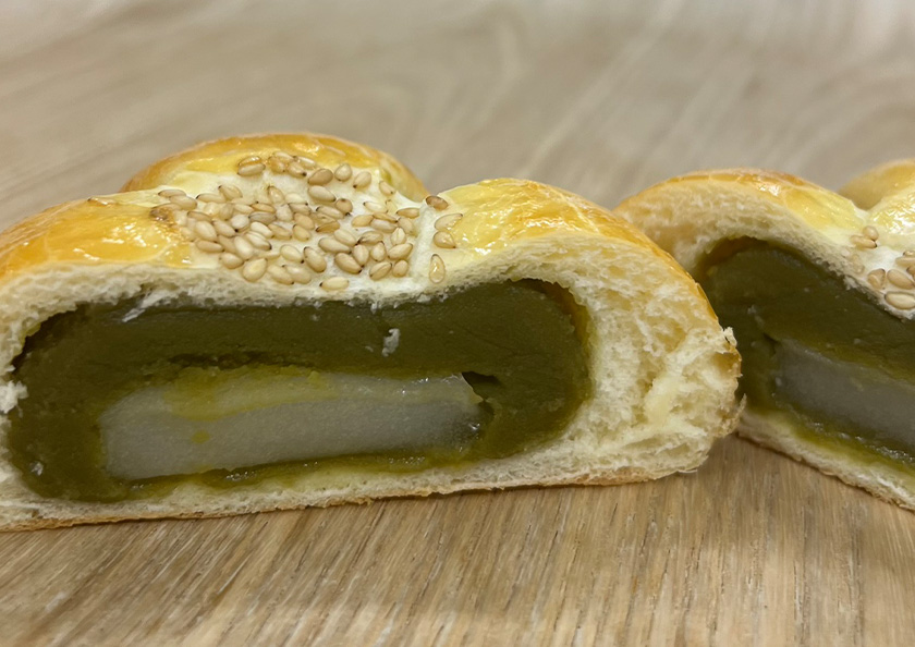 新緑に合わせた宇治抹茶あんぱん！